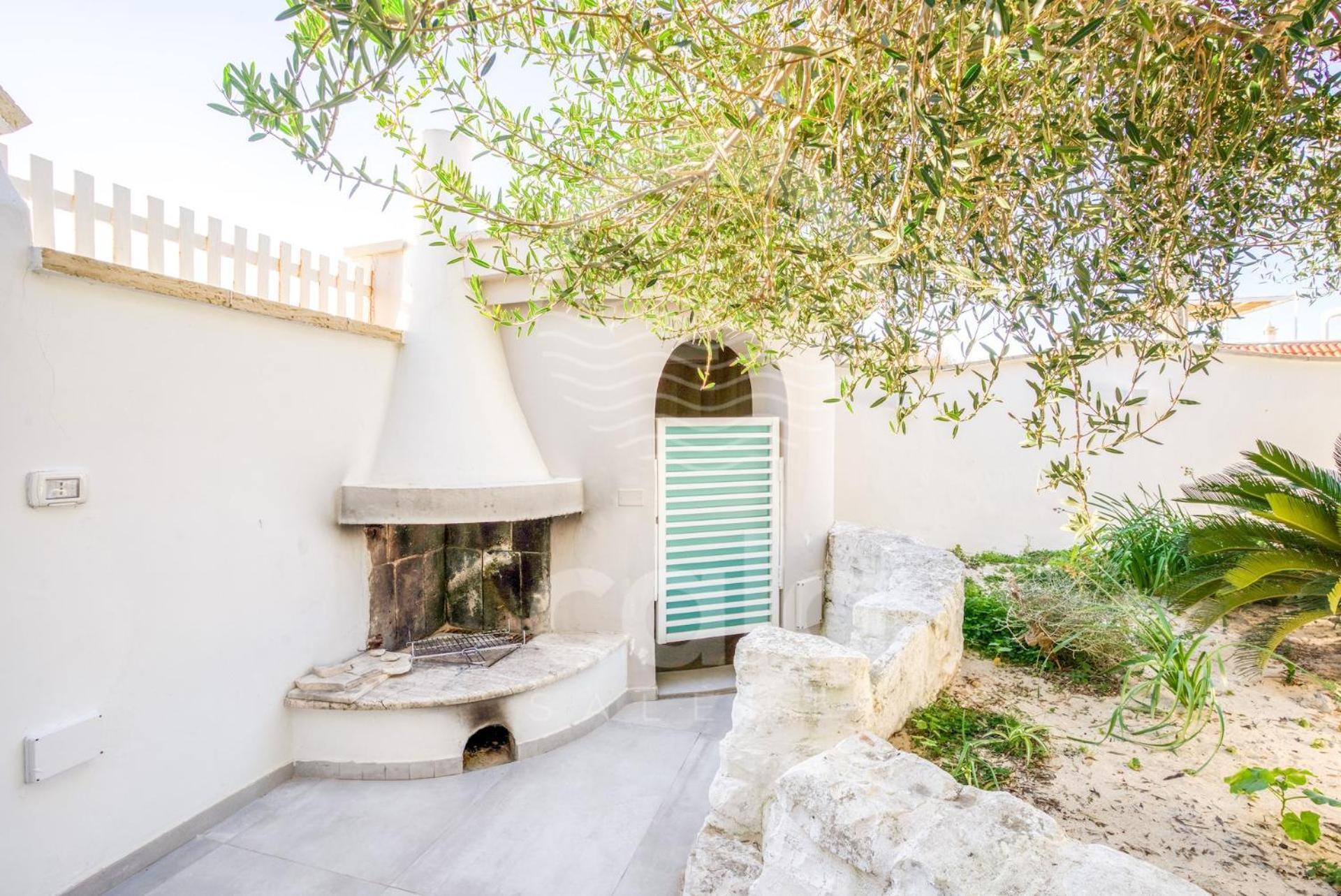 Villa Desiderio By Cala Salento Torre Lapillo Exteriör bild